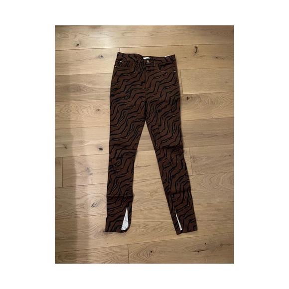WeWoreWhat tiger print piped stiletto jeans - Picture 5 of 8